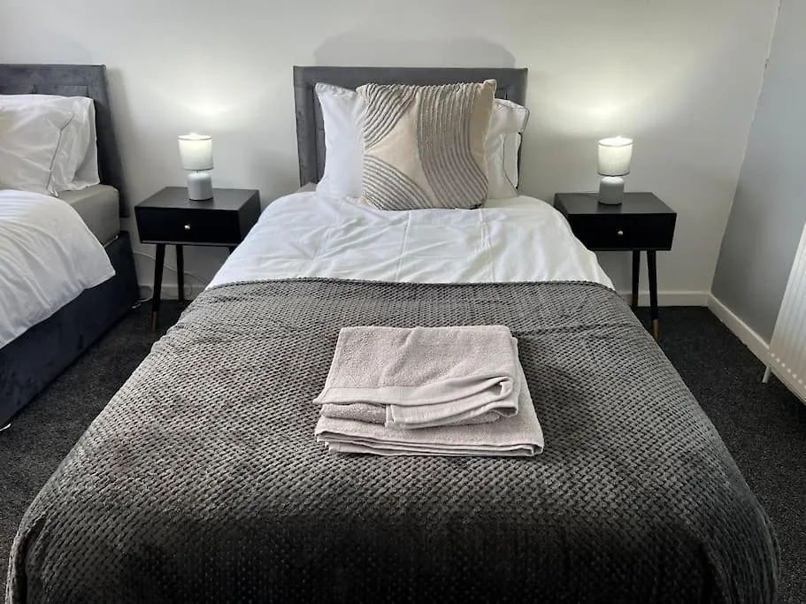 Charming, Modern Flat Sleeps 5 Apartment Tayport