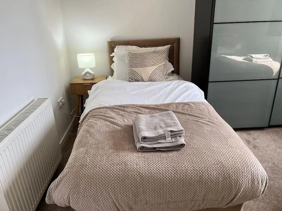 Charming, Modern Flat Sleeps 5 Apartment Tayport 0*,  United Kingdom