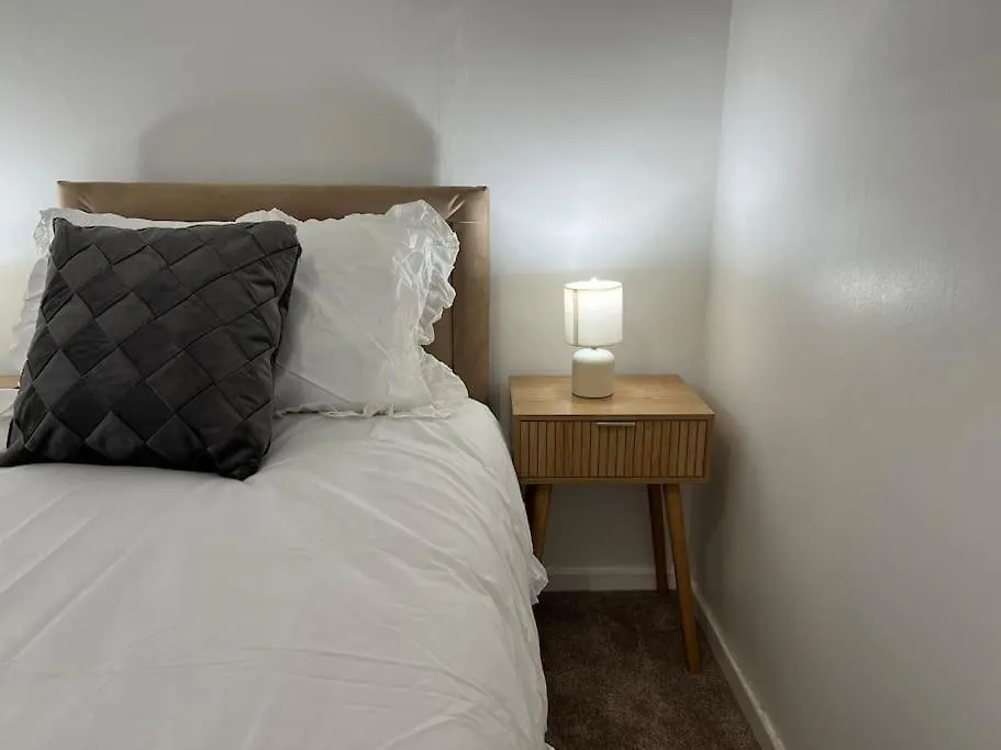 Charming, Modern Flat Sleeps 5 Apartment Tayport United Kingdom