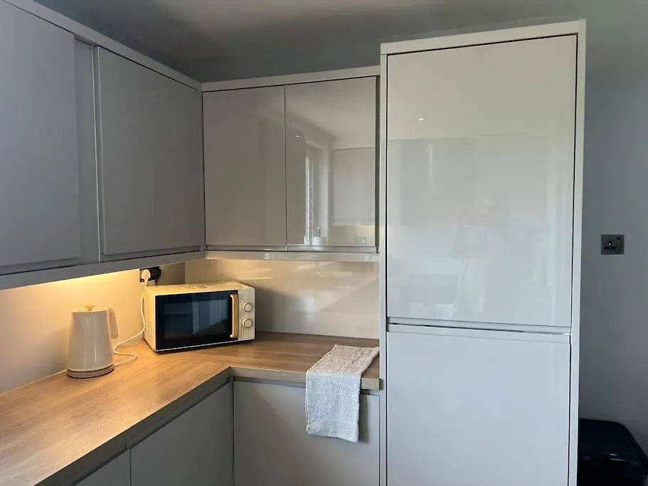 Charming, Modern Flat Sleeps 5 Apartment Tayport United Kingdom
