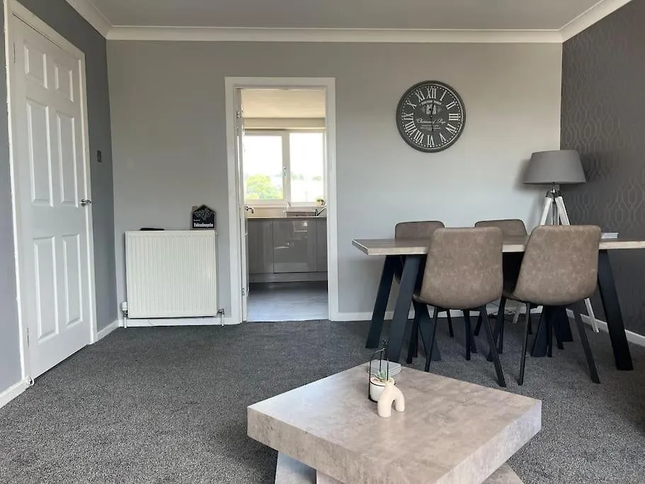 Charming, Modern Flat Sleeps 5 Apartment Tayport